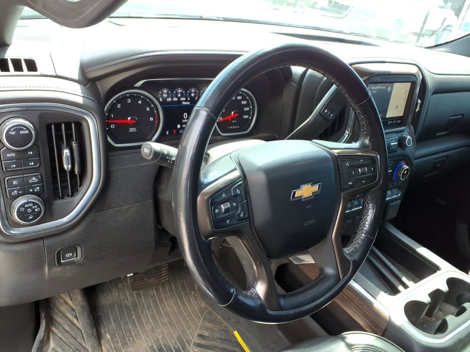 Used 2022 Chevrolet Silverado 2500 High Country w/ Safety Package II image 8