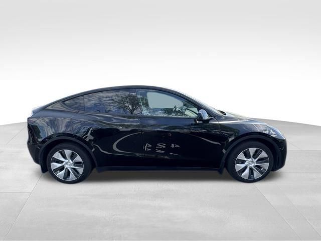 Used 2021 Tesla Model Y Long Range AWD/4WD image 10