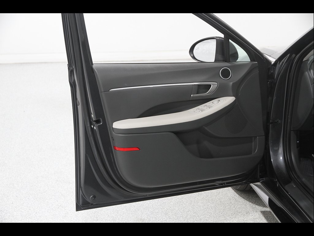 Certified 2023 Hyundai Sonata SEL FWD image 4