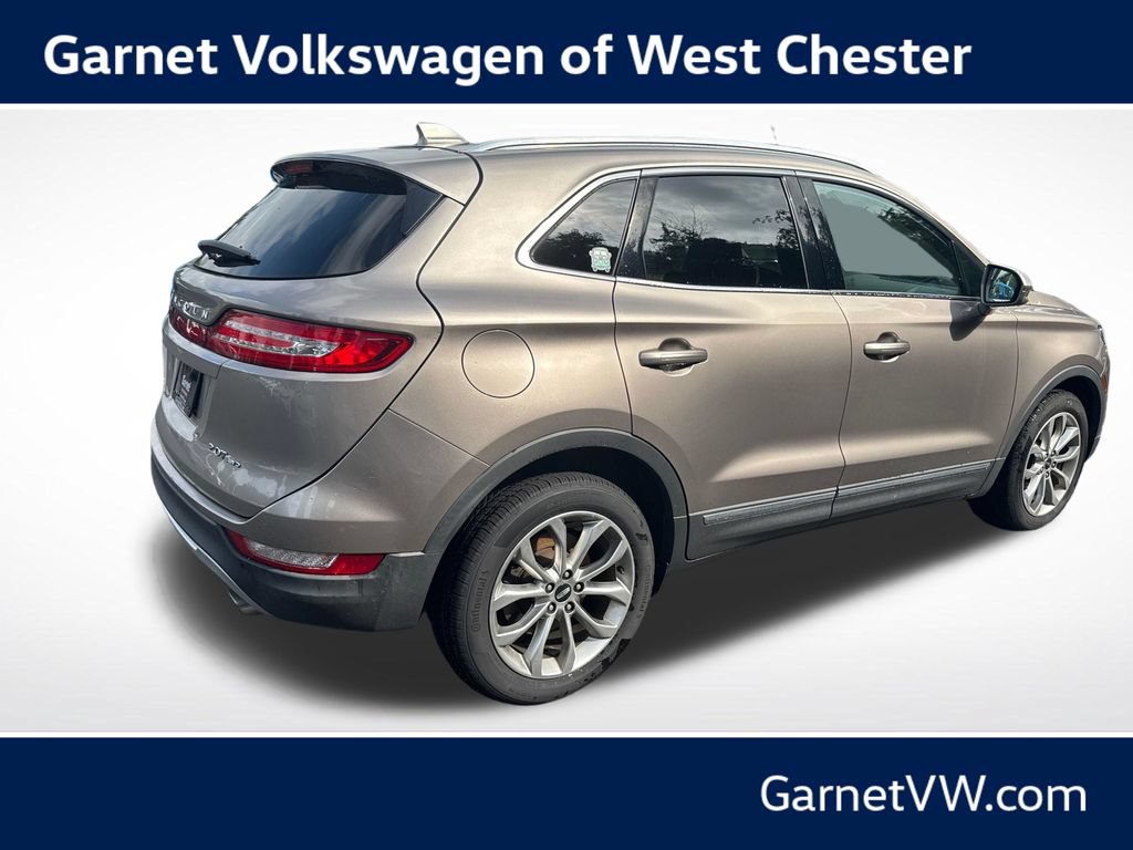 Used 2018 Lincoln MKC Select w/ Select Plus Package AWD/4WD image 5