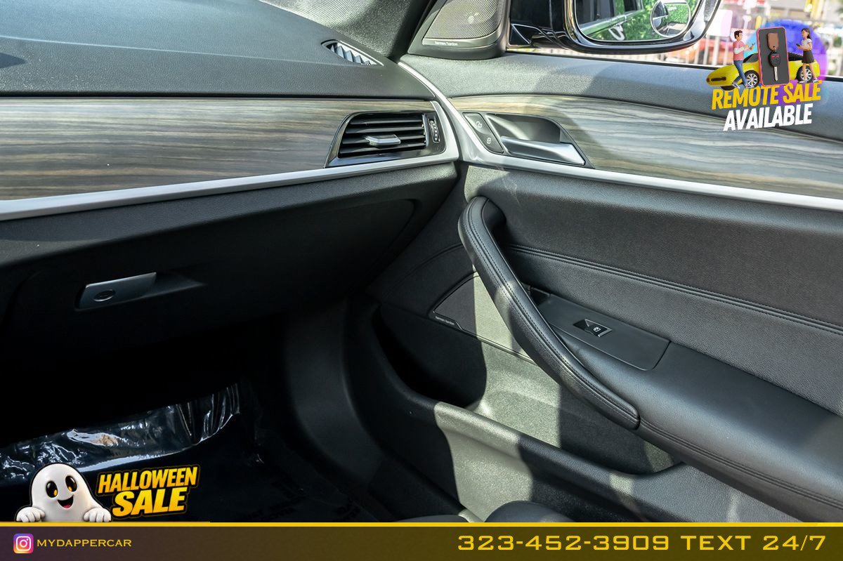 Used 2020 BMW 530i xDrive AWD/4WD image 24