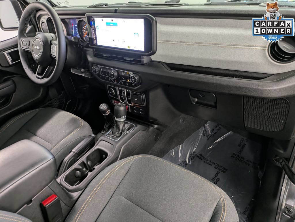 Used 2025 Jeep Gladiator Sport AWD/4WD image 30