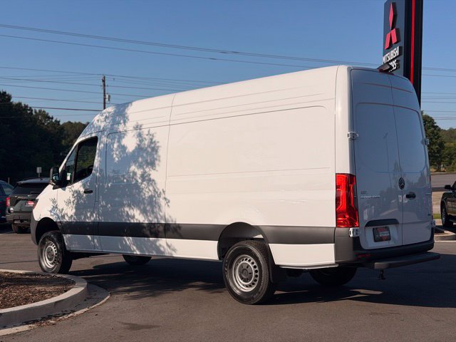 Used 2025 Mercedes-Benz Sprinter 2500 image 9