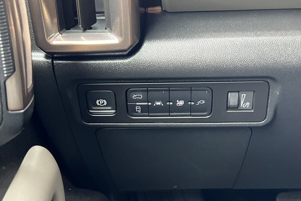 Used 2025 GMC Hummer EV 2X image 39