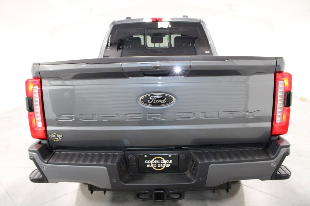 New 2026 Ford F250 Lariat w/ Black Appearance Package image 7