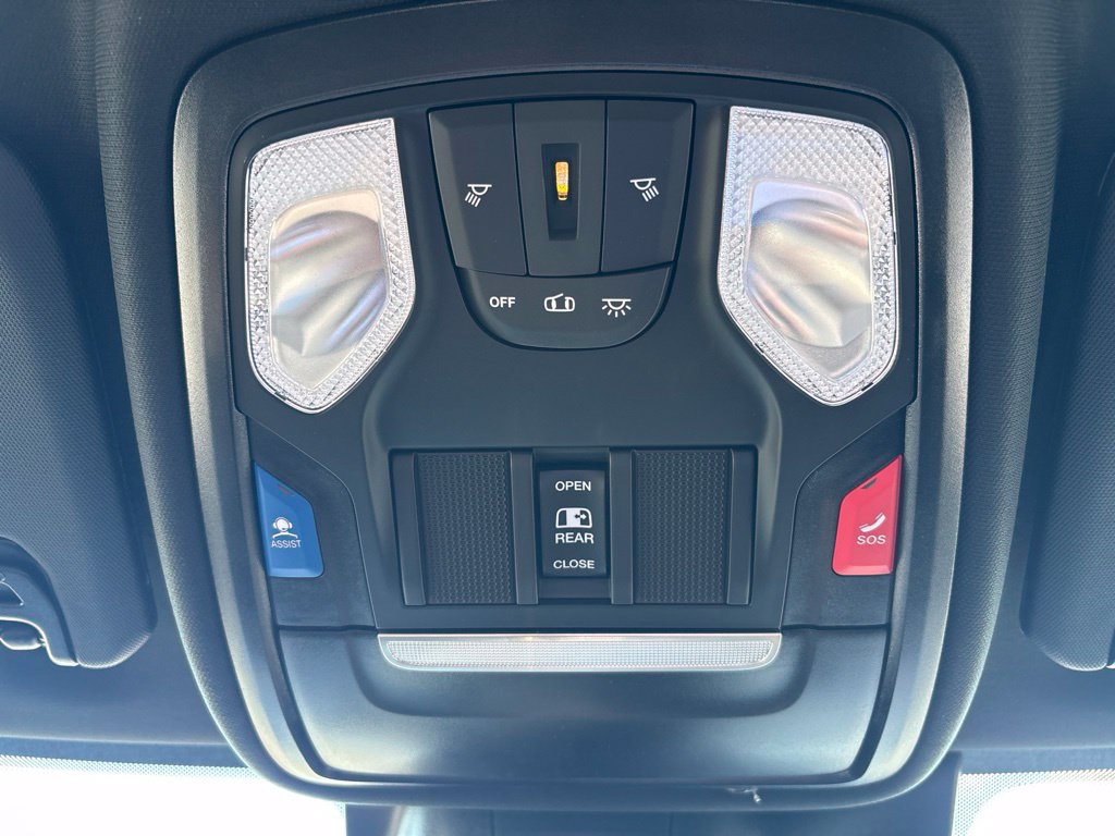 New 2027 RAM 3500 Tradesman AWD/4WD image 17