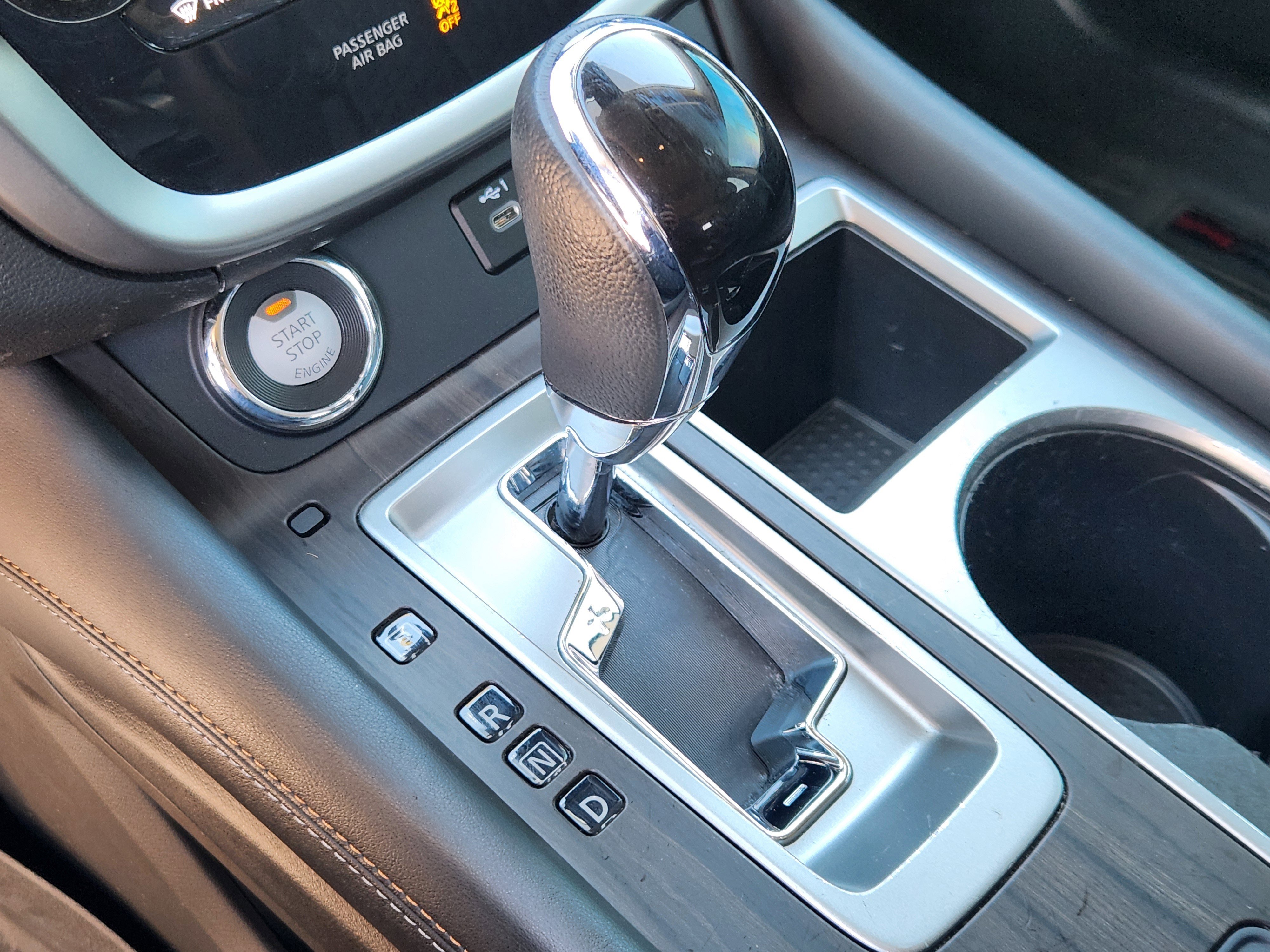 Certified 2024 Nissan Murano Platinum w/ Cargo Package image 13