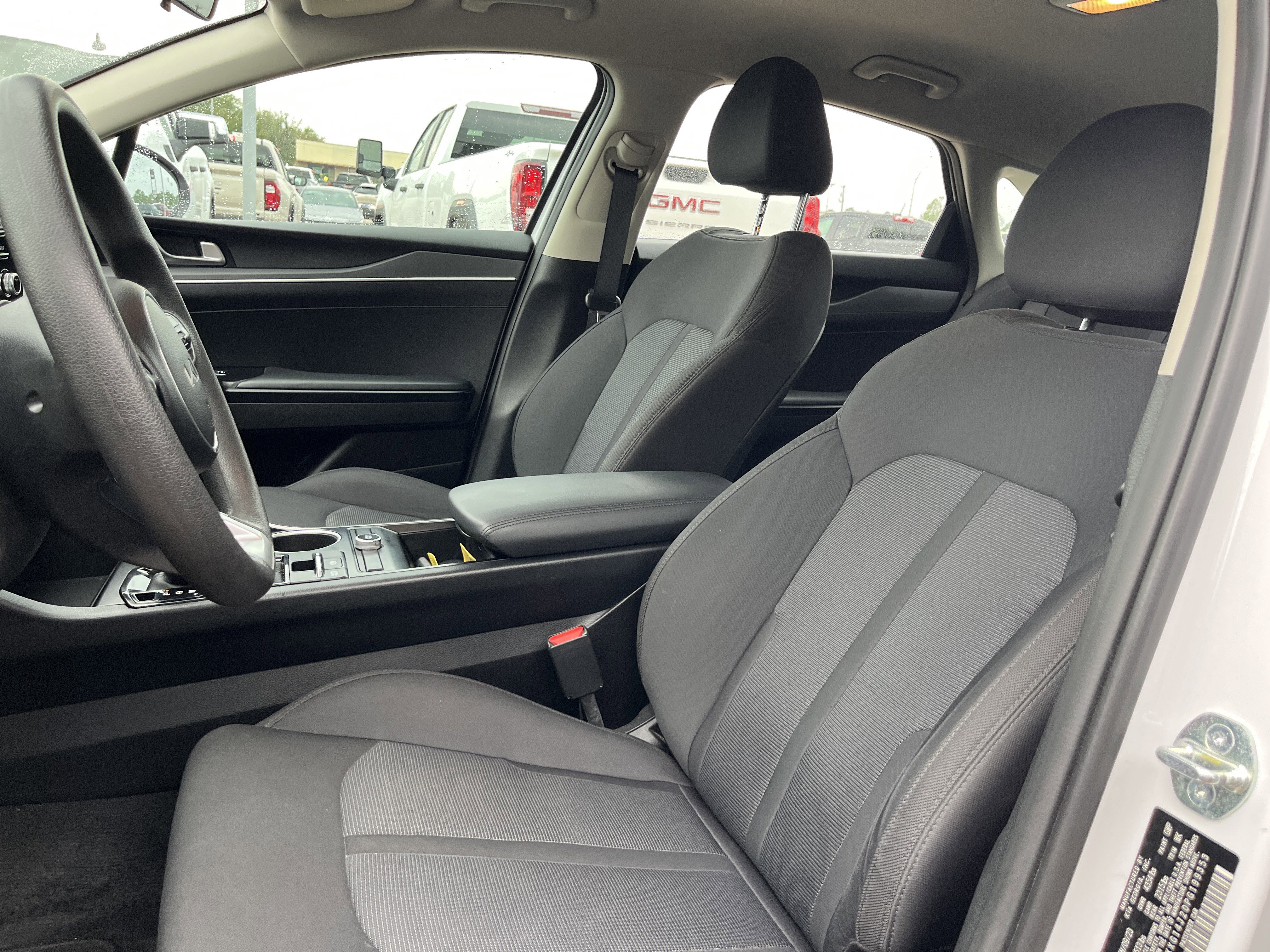 Used 2023 Kia K5 LXS image 9