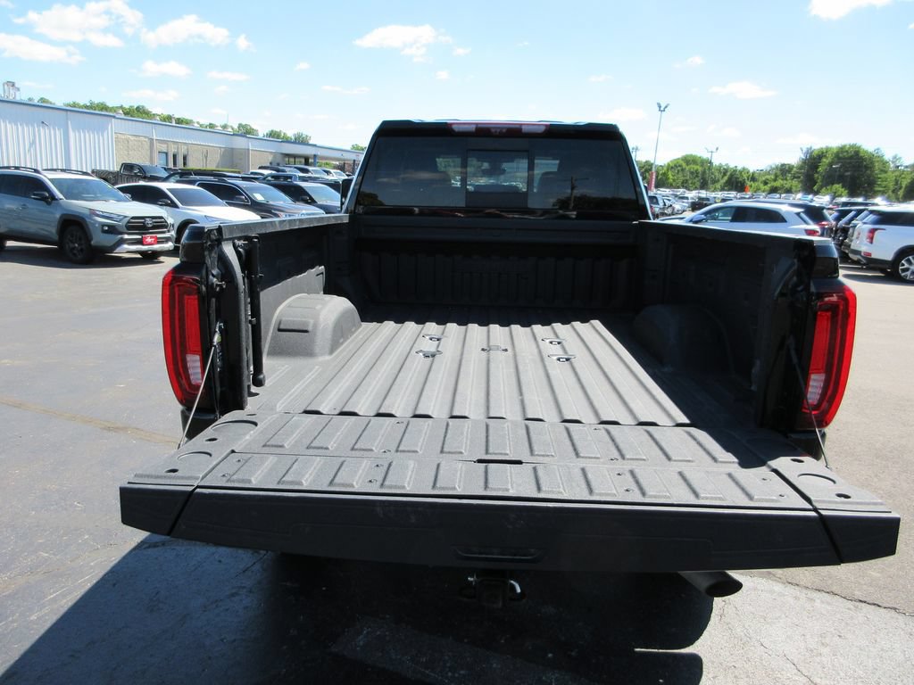 Certified 2022 GMC Sierra 2500 AT4 w/ AT4 Premium Plus Package AWD/4WD image 7