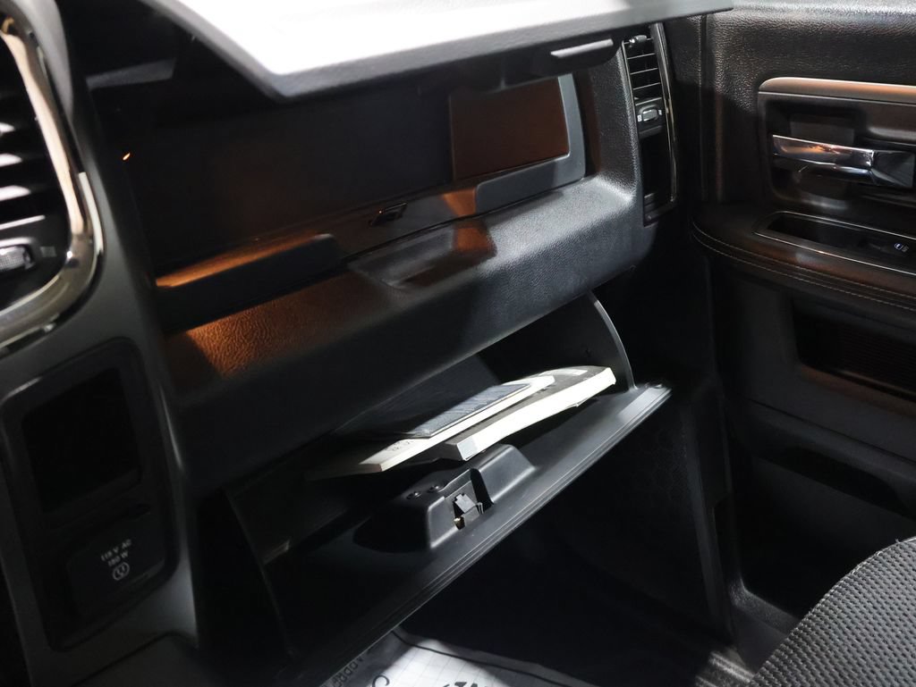 Used 2016 RAM 1500 Sport AWD/4WD image 33