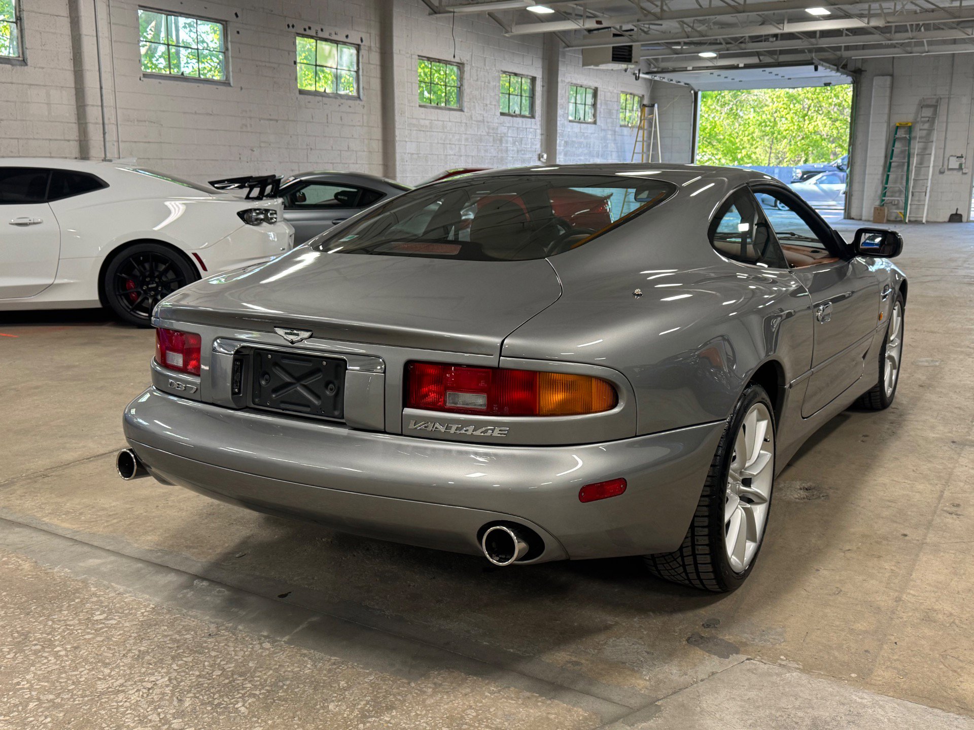 Used 2002 Aston Martin DB7 Vantage image 25