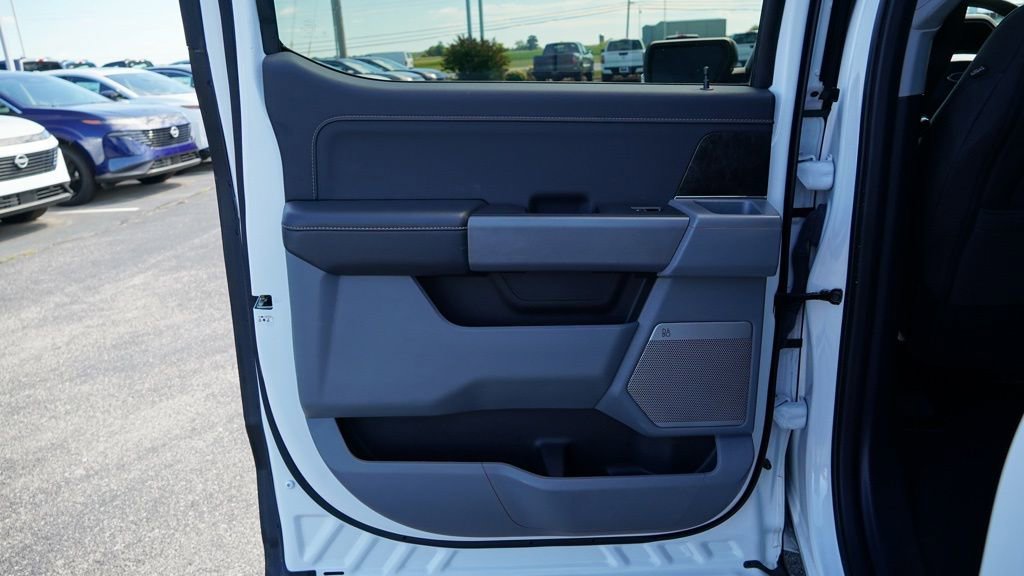 Used 2022 Ford F150 XLT w/ Equipment Group 302A High image 17