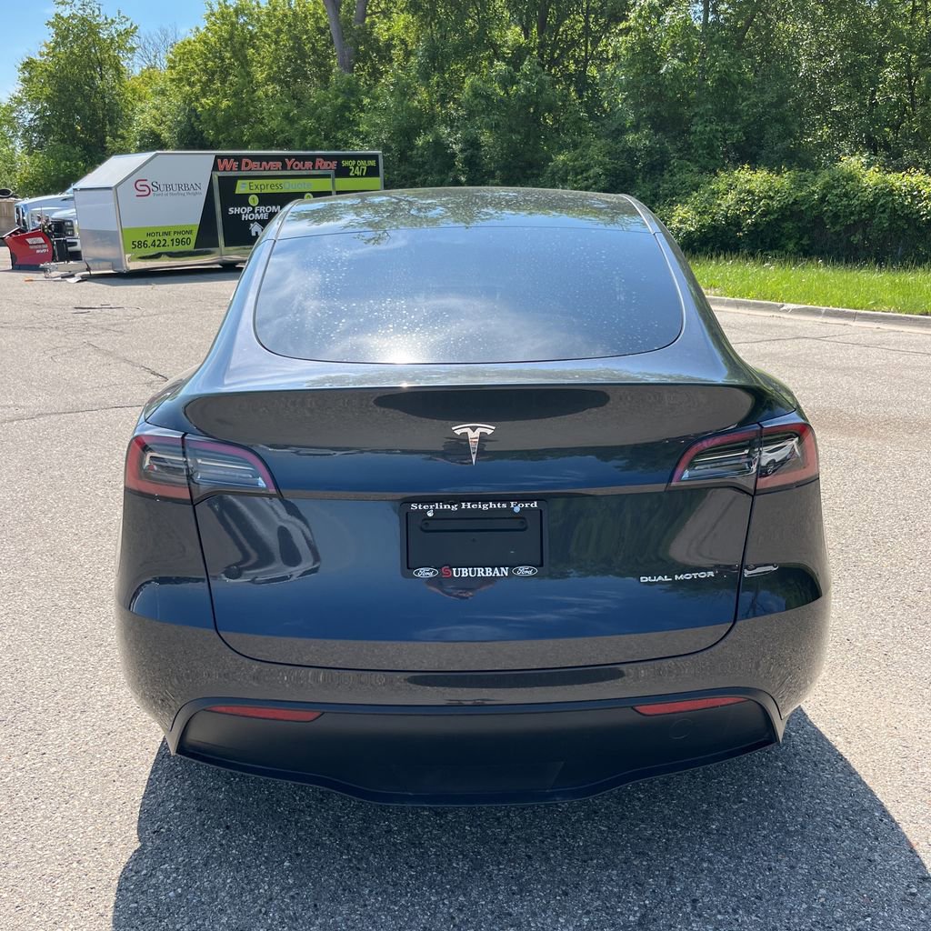 Used 2025 Tesla Model Y Long Range AWD/4WD image 7