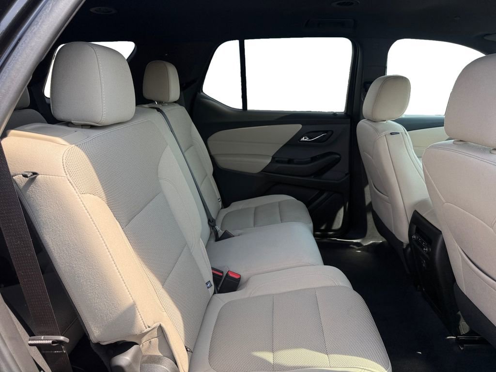 Certified 2023 Chevrolet Traverse LS image 18