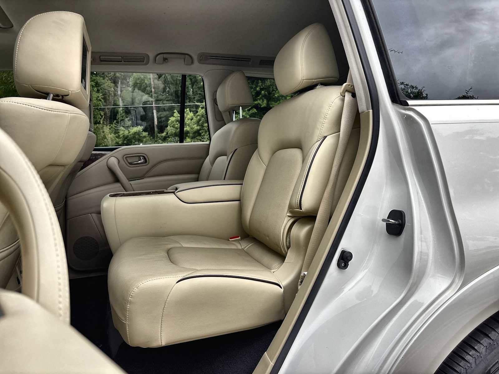 Used 2018 INFINITI QX80 2WD w/ Driver Assistance Package image 4