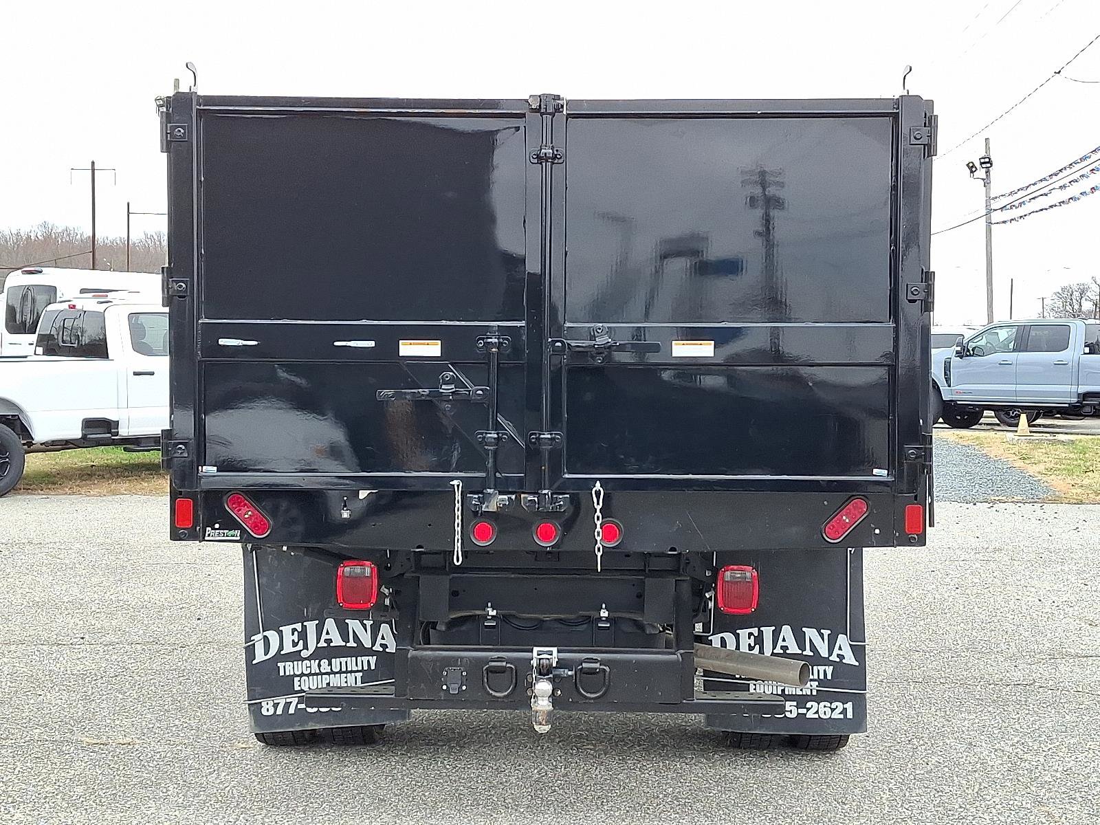 Used 2023 Ford F450 XL image 5