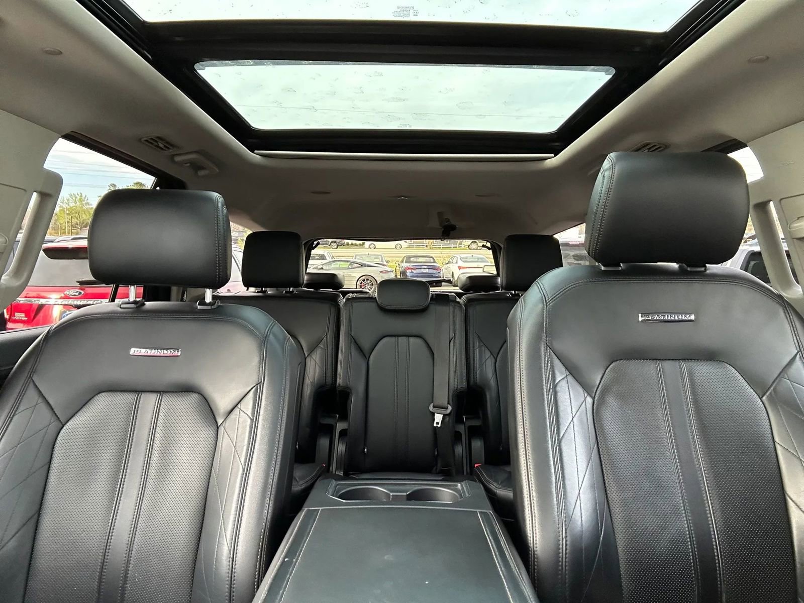 Used 2018 Ford Expedition Platinum AWD/4WD image 16