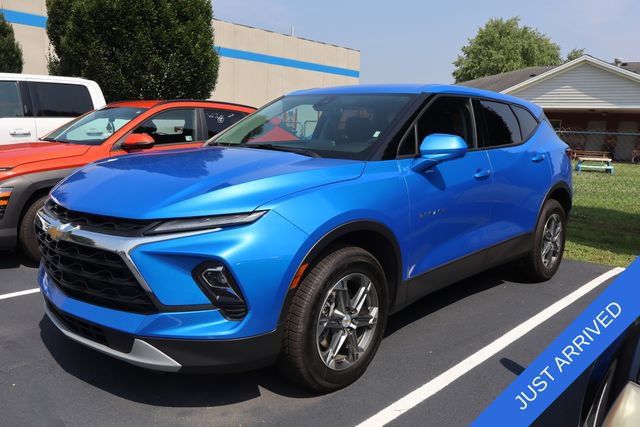 Used 2025 Chevrolet Blazer LT AWD/4WD image 7