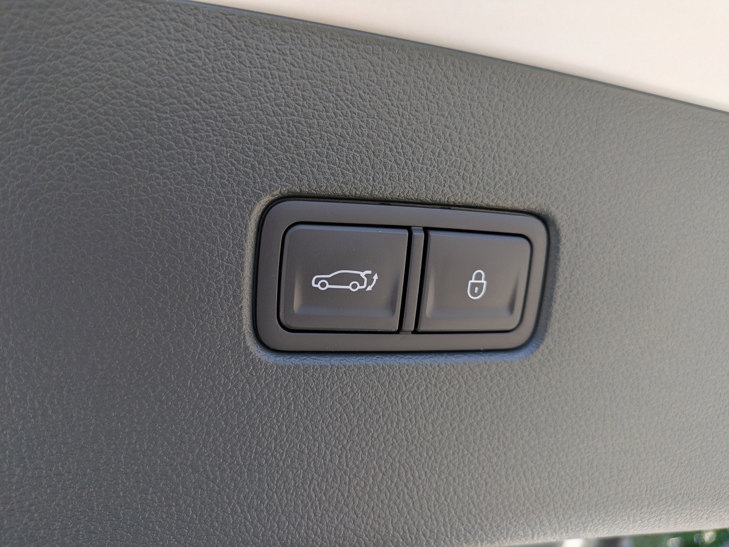 Used 2025 Genesis GV80 3.5T e-SC AWD/4WD image 17