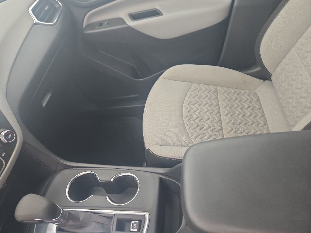 Used 2024 Chevrolet Equinox LS FWD image 21