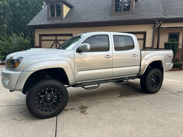 Used 2009 Toyota Tacoma PreRunner w/ TRD Sport Pkg RWD image 13