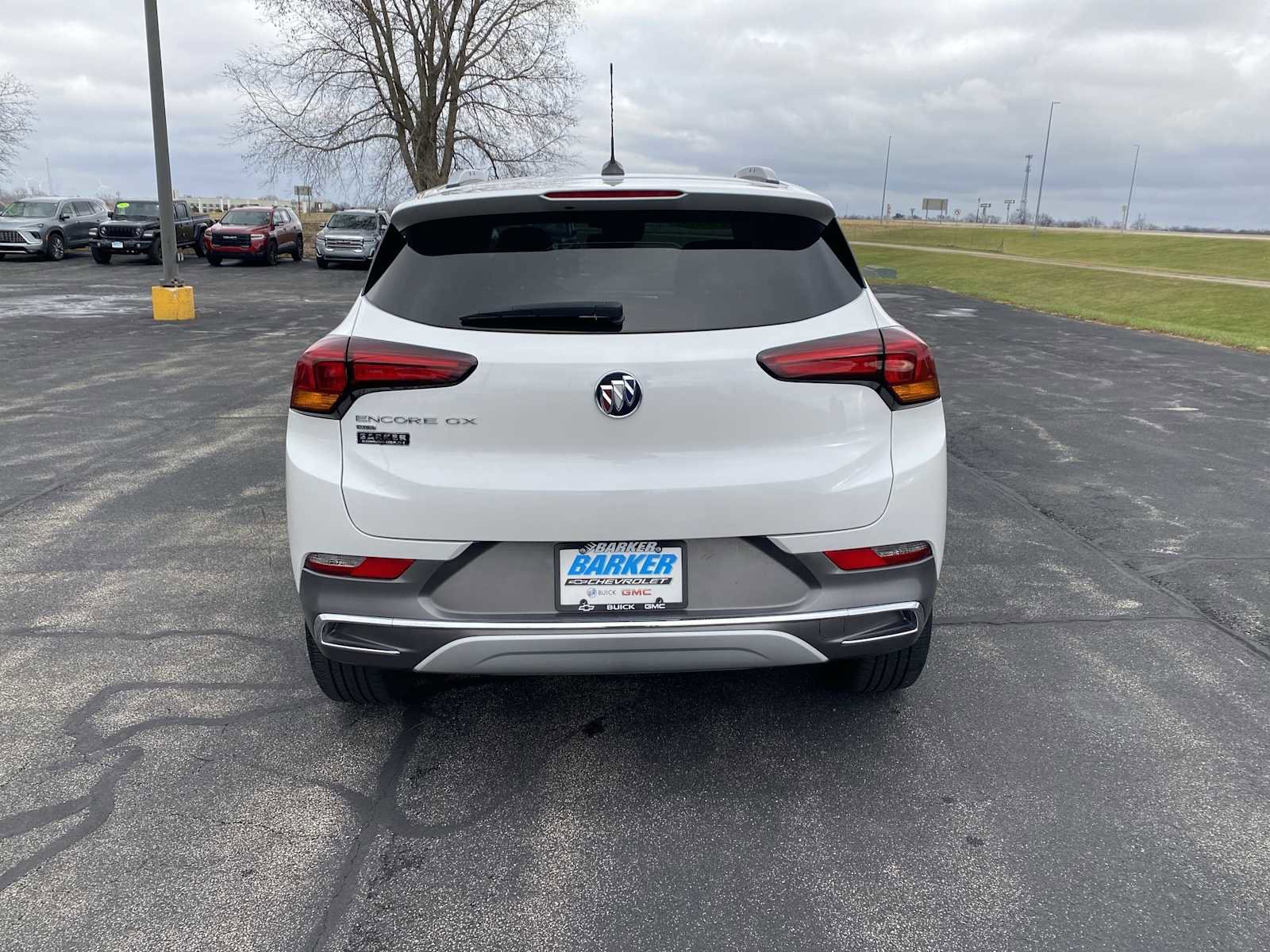 Used 2023 Buick Encore GX Essence w/ Experience Buick Package image 12