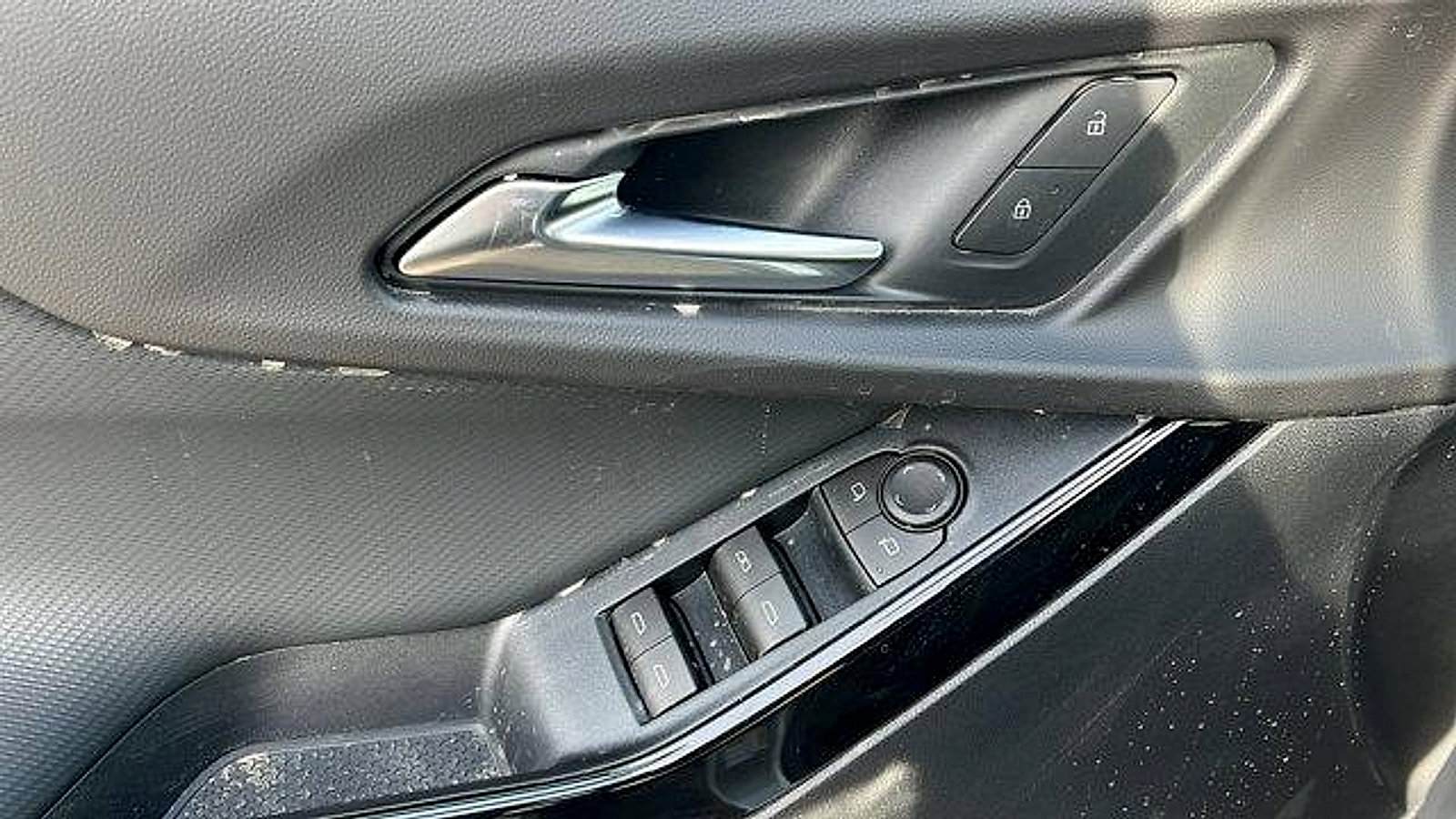 New 2026 Chevrolet Equinox LT w/ Convenience Package II image 16