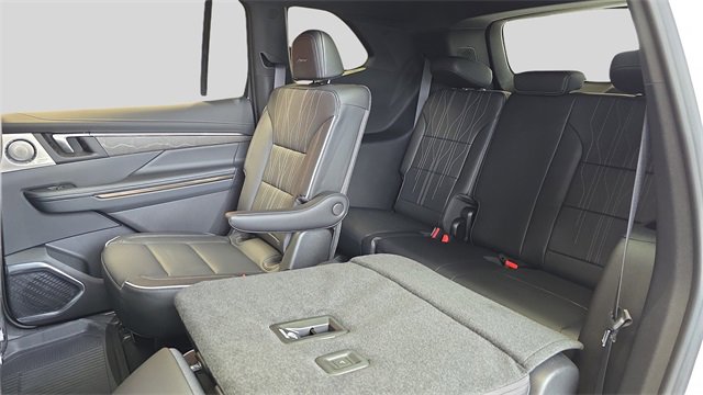 New 2026 Buick Enclave Avenir w/ Super Cruise Package image 16