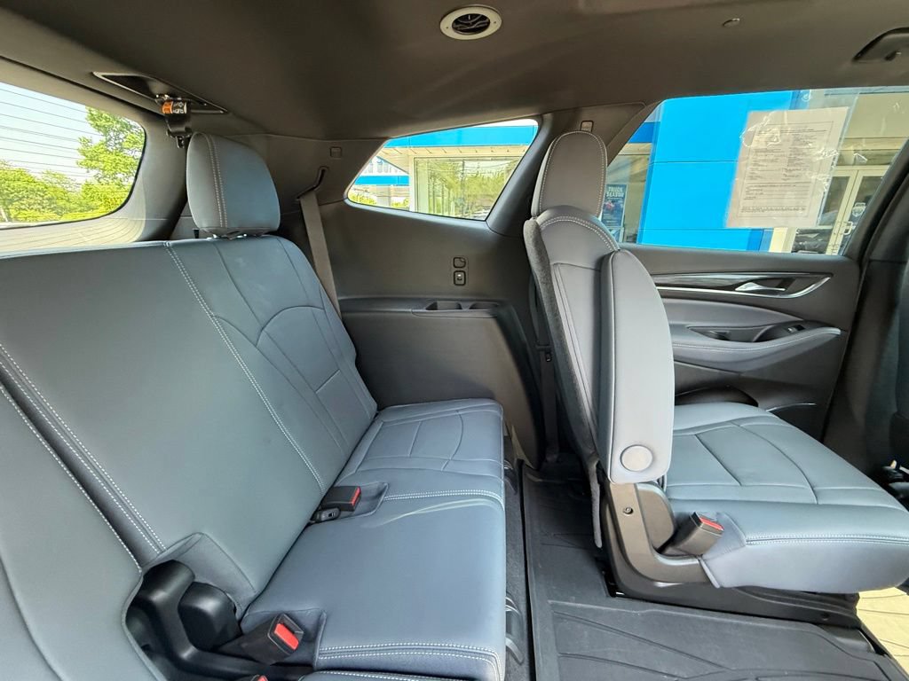 Used 2023 Buick Enclave Essence w/ Experience Buick Package AWD/4WD image 37