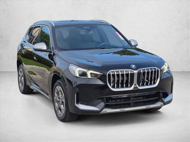 Used 2023 BMW X1 xDrive28i AWD/4WD image 3