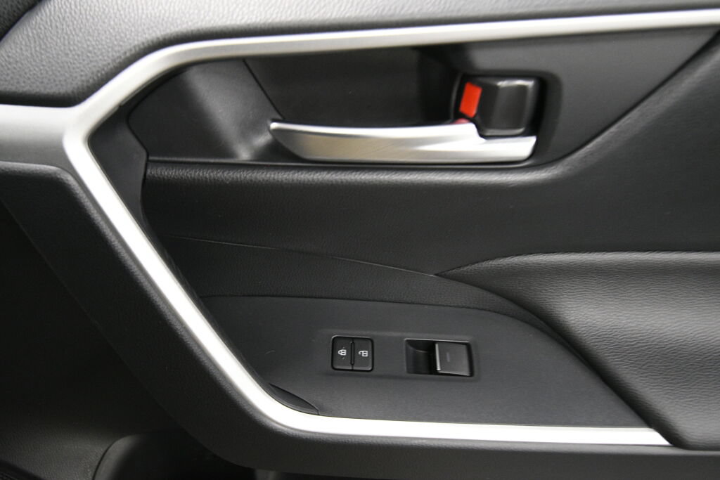 Used 2023 Toyota RAV4 SE w/ Weather & Moonroof Package AWD/4WD image 30