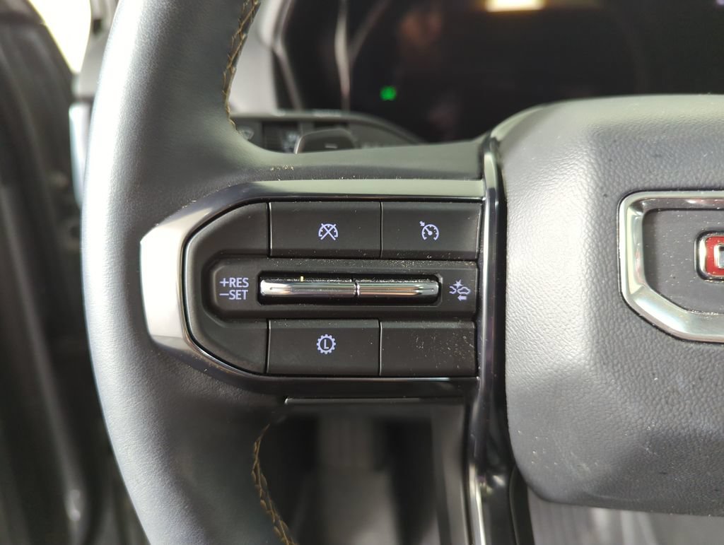 Used 2026 GMC Terrain AT4 w/ Technology Package II AWD/4WD image 27