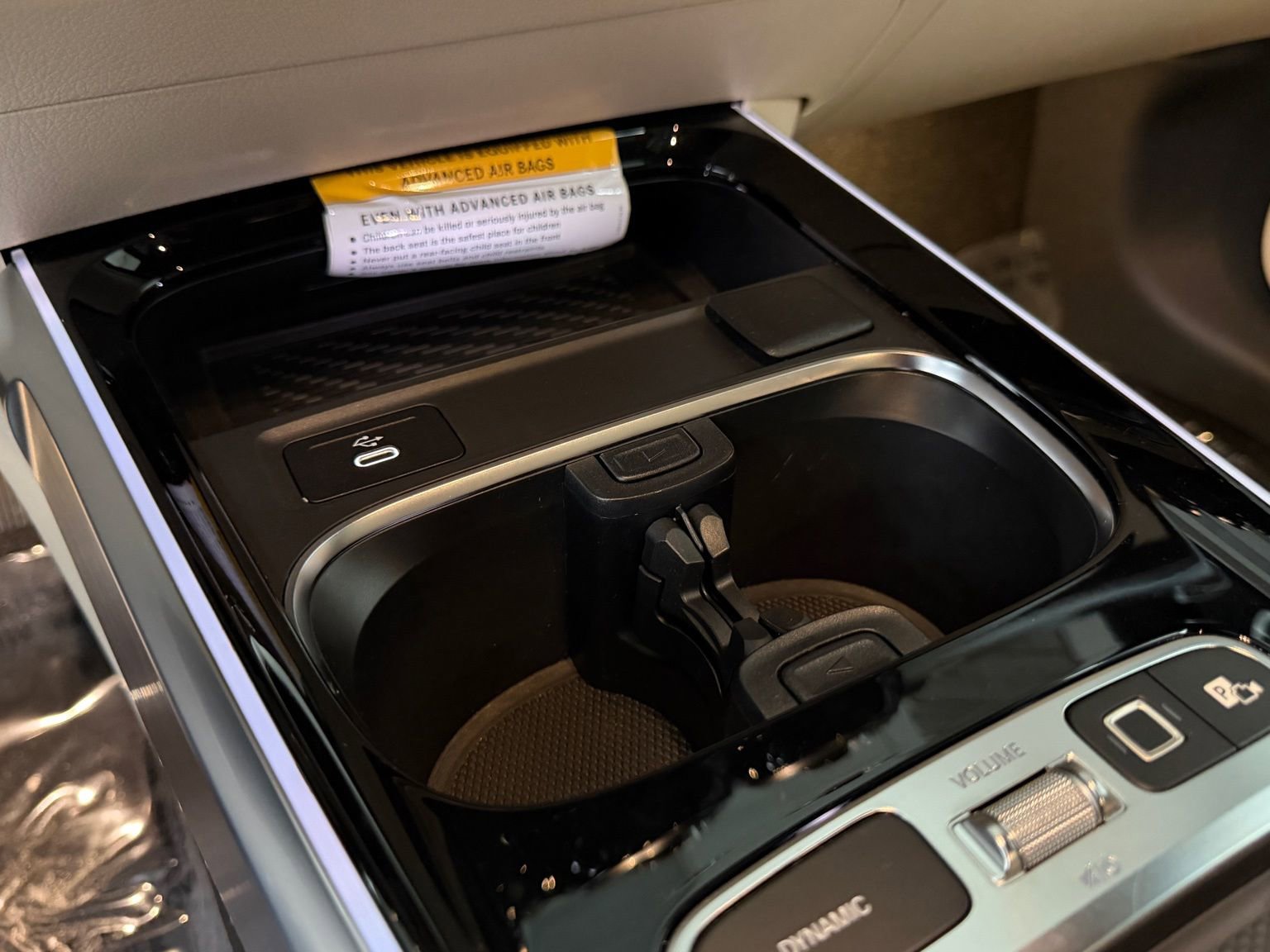 Used 2025 Mercedes-Benz GLB 250 image 33