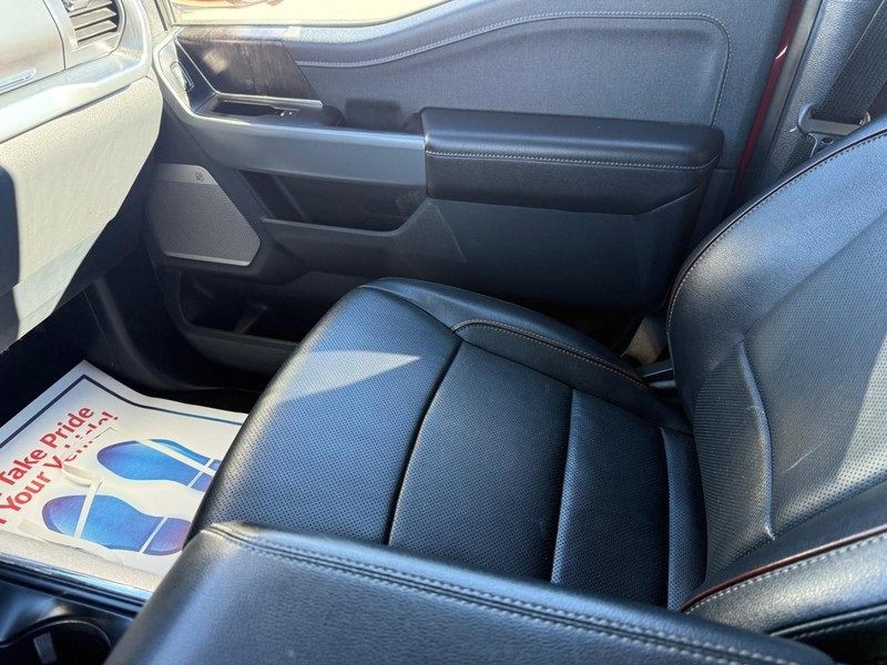 Used 2022 Ford F150 Lariat w/ Max Trailer Tow Package image 28