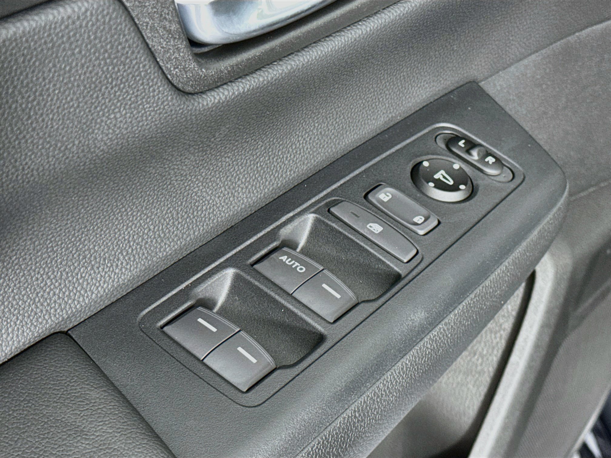 New 2027 Honda CR-V LX image 16
