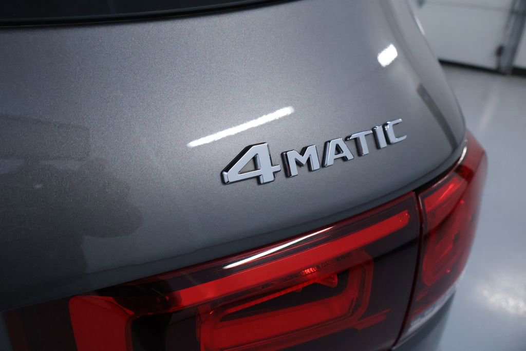 Used 2020 Mercedes-Benz GLB 250 4MATIC image 11