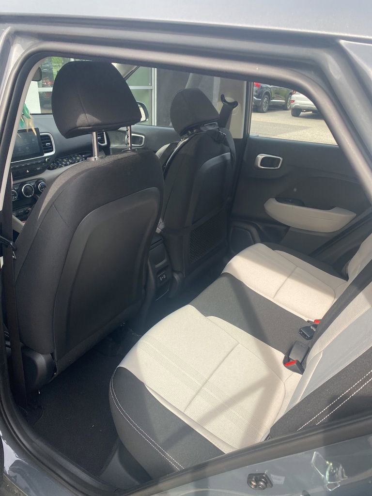 Certified 2026 Hyundai Venue SEL FWD image 10