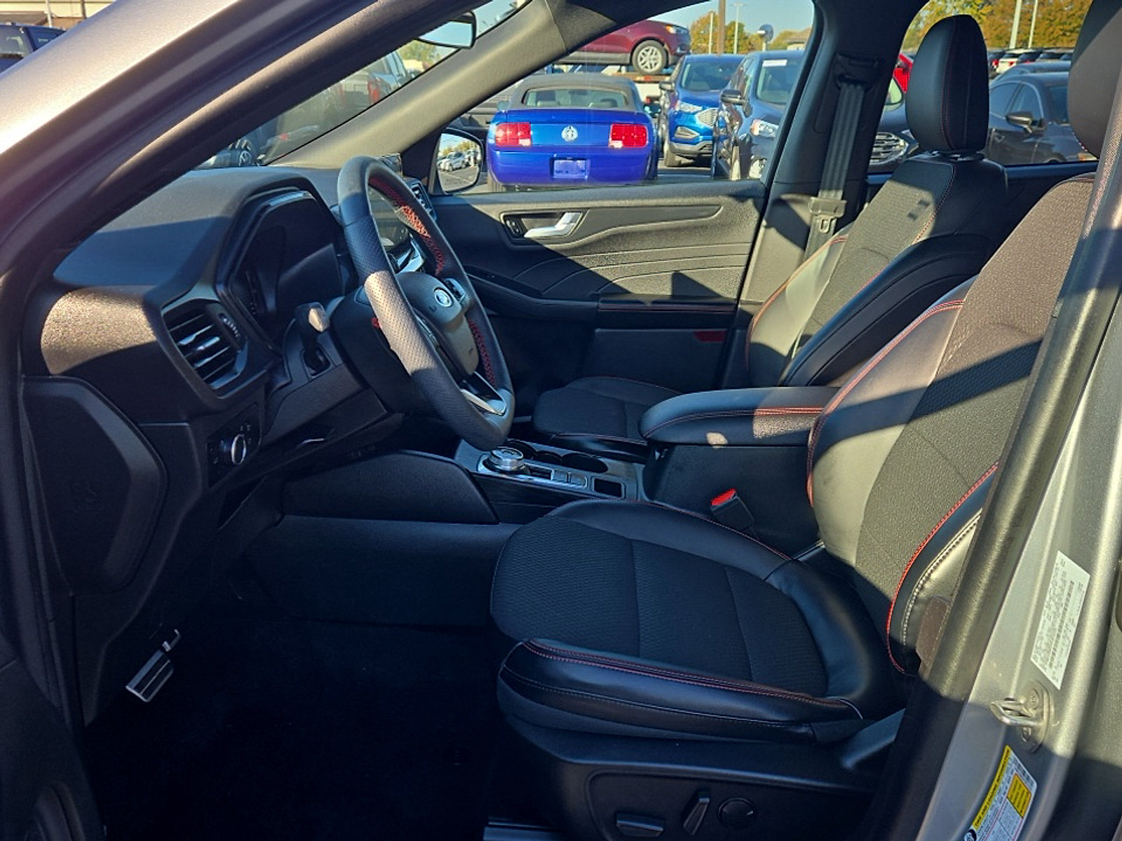 Certified 2023 Ford Escape ST-Line w/ Tech Pack #1 AWD/4WD image 11