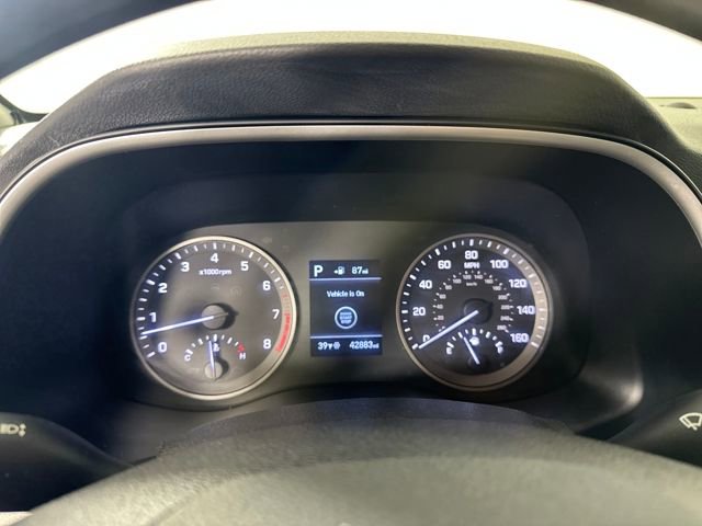 Used 2020 Hyundai Tucson Value w/ Winter Weather Package image 17