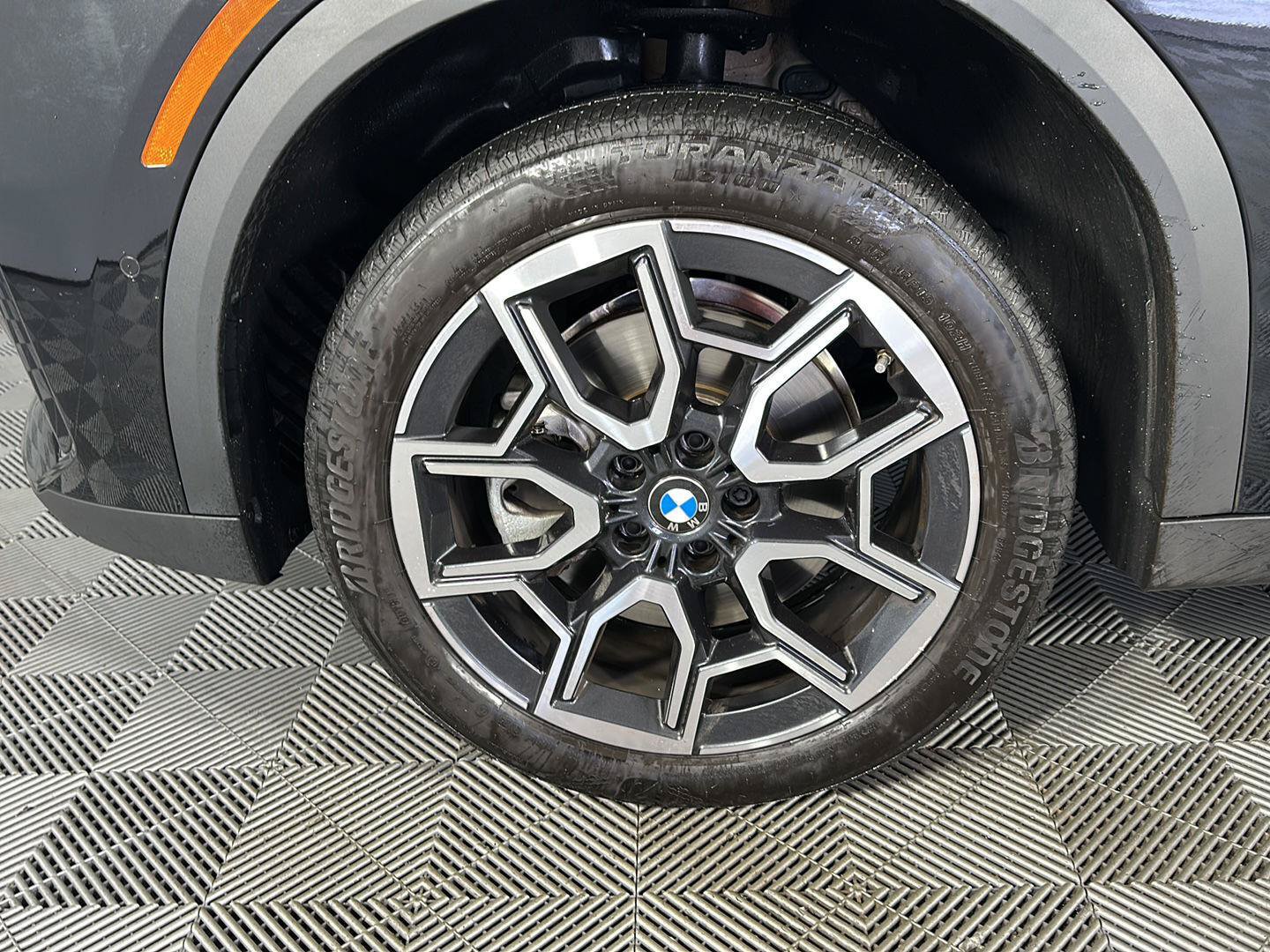 New 2026 BMW X2 xDrive28i w/ Technology Package AWD/4WD image 7