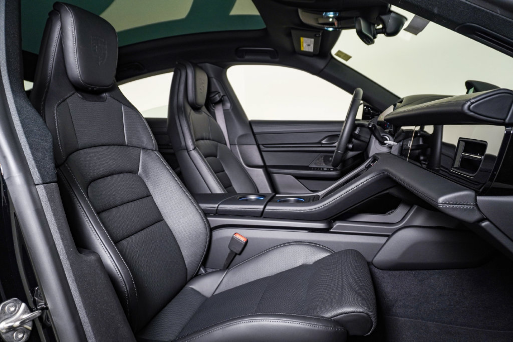 New 2026 Porsche Taycan AWD/4WD image 15