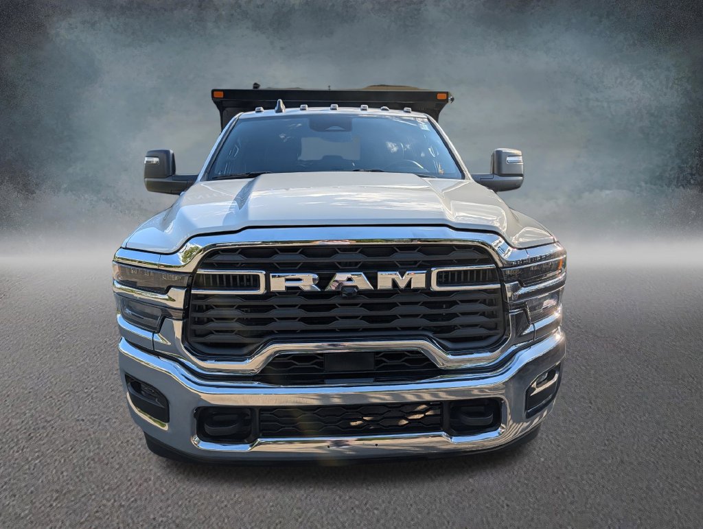 Used 2025 RAM 3500 Tradesman w/ Chrome Appearance Group AWD/4WD image 2