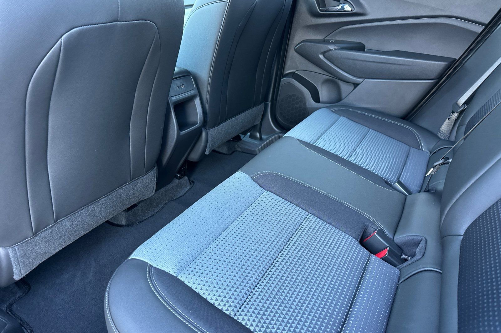 New 2026 Chevrolet Trax LT w/ Driver Confidence Package image 11