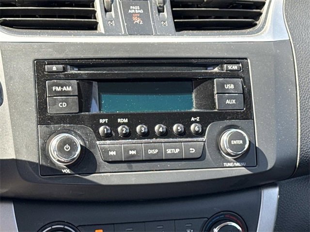 Used 2015 Nissan Sentra S image 19