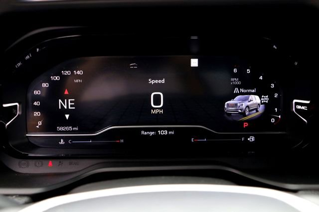 Used 2022 GMC Yukon Denali w/ Denali Premium Package image 15