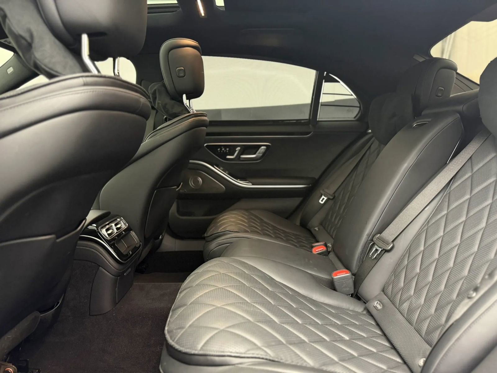 Used 2023 Mercedes-Benz S 580 4MATIC Sedan w/ AMG Line image 30