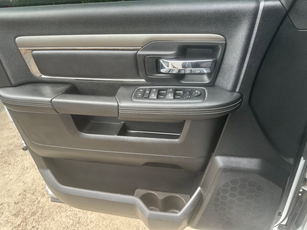 Used 2014 RAM 1500 Sport w/ Convenience Group AWD/4WD image 10