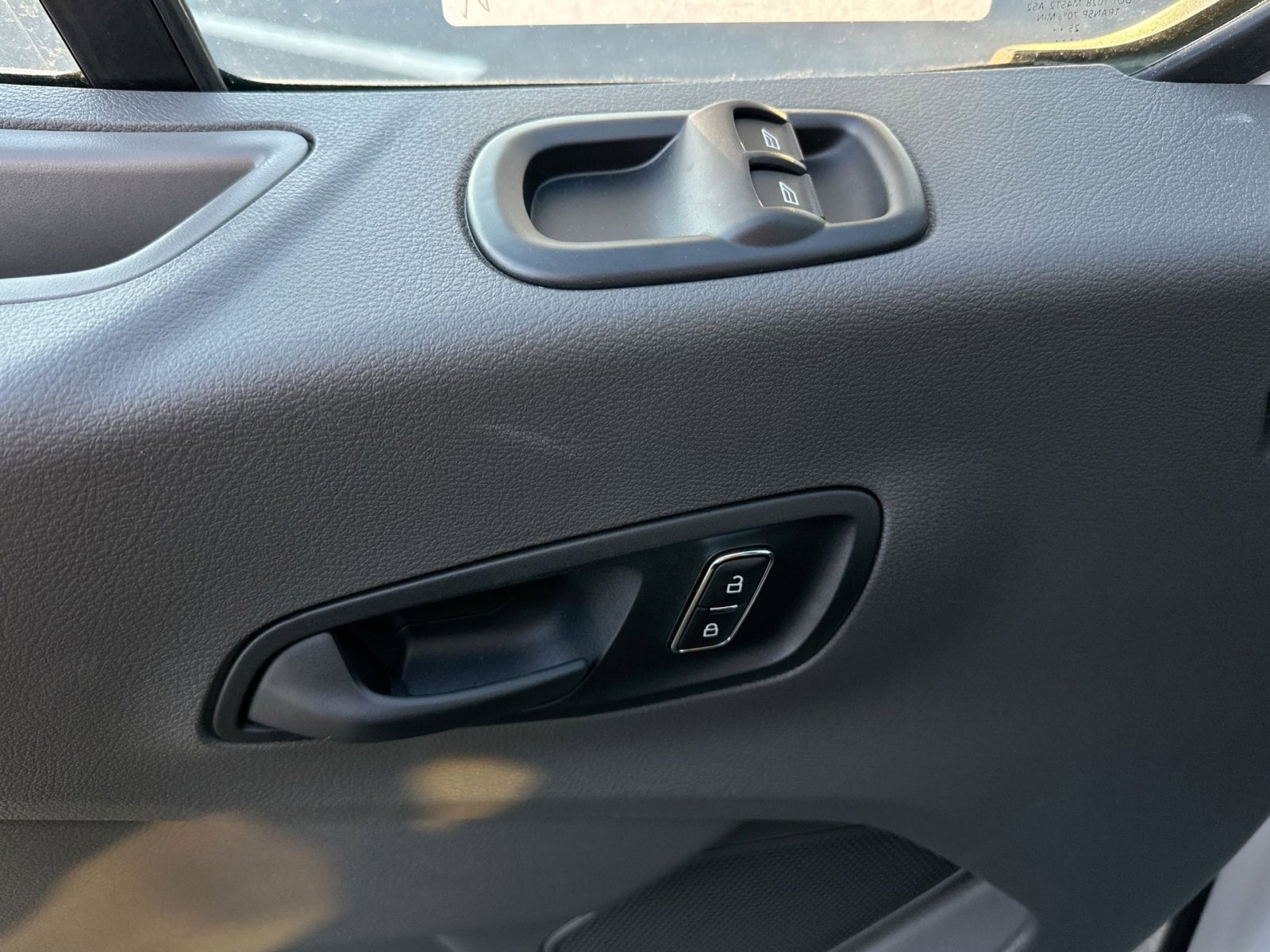 New 2026 Ford Transit 250 148 Medium Roof w/ Load Area Protection Package image 16