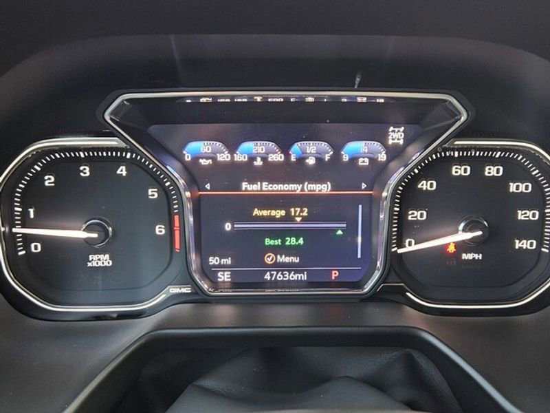 Used 2021 GMC Yukon SLE image 24