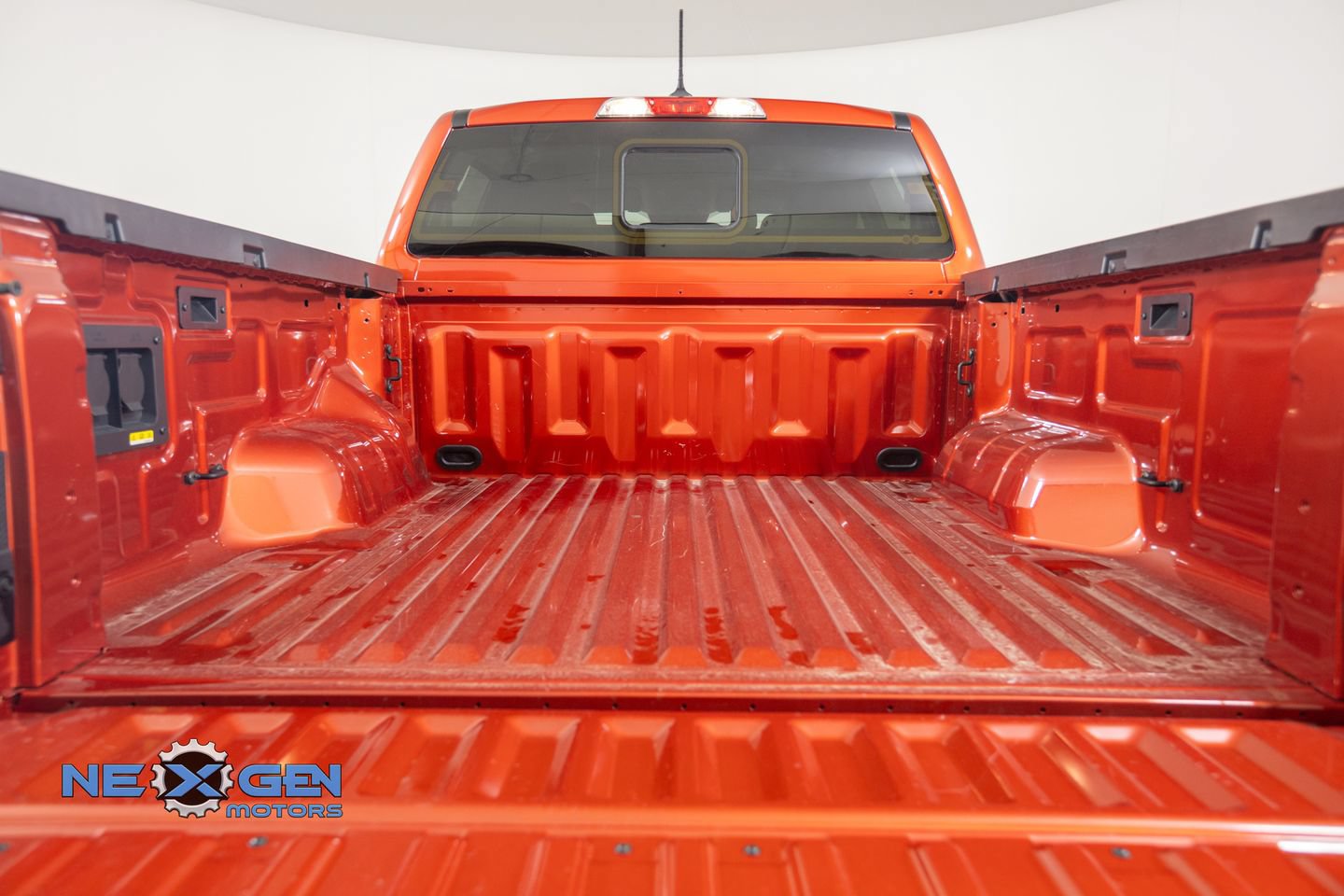 Used 2024 Ford Ranger XLT w/ Equipment Group 301A High AWD/4WD image 32